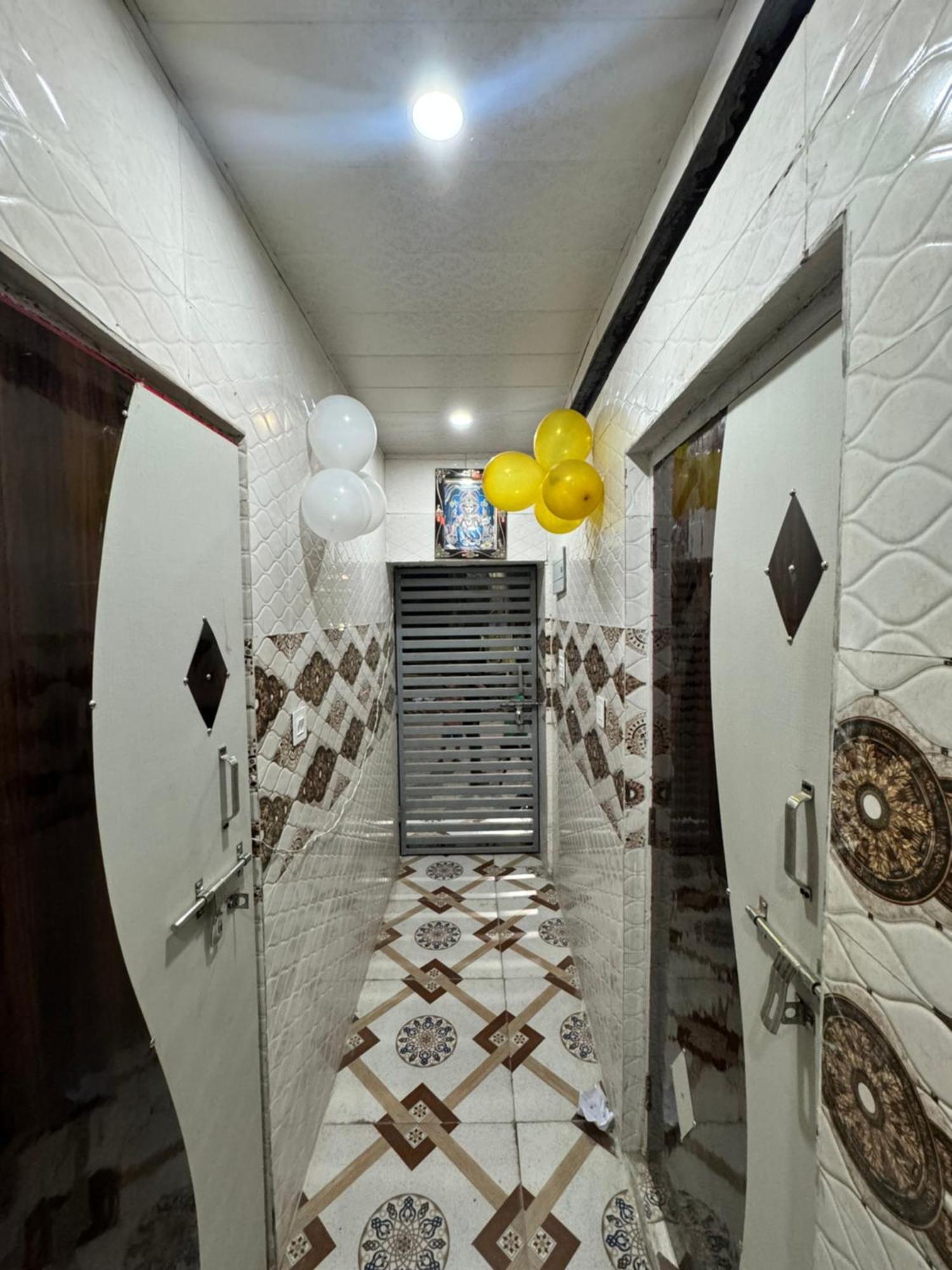 Pakhi Residency Ξενοδοχείο Vrindāvan Εξωτερικό φωτογραφία